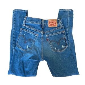 Levi's High Rise Blue Jeans